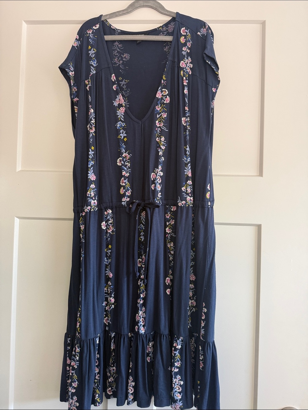 Lucky Brand Navy Floral V-Neck Tiered Midi Dress